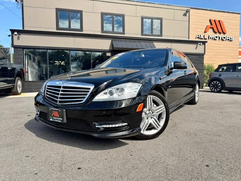 2012 Mercedes-Benz S-Class 4dr Sdn S550 4MATIC