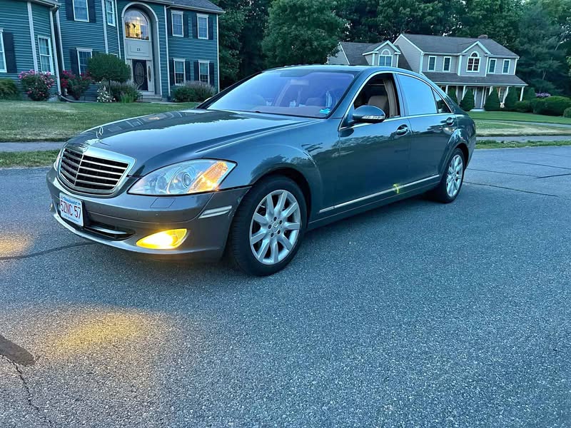 2007 Mercedes-Benz S-Class - S 550 4MATIC Sedan 4D