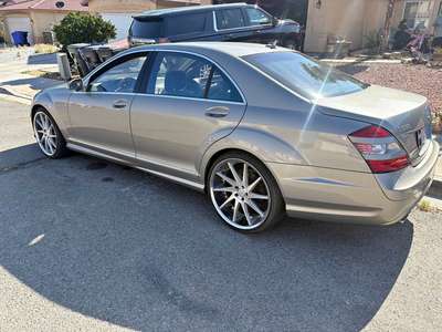 2007 Mercedes-Benz S-Class - S 550 4MATIC Sedan 4D