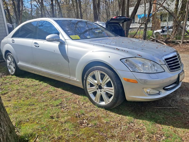 2009 Mercedes-Benz S-Class - S 550 4MATIC Sedan 4D