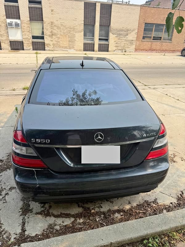 2007 Mercedes-Benz S-Class - S 550 4MATIC Sedan 4D