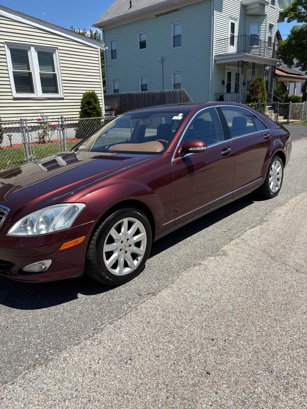 2007 Mercedes-Benz S-Class - S 550 4MATIC Sedan 4D
