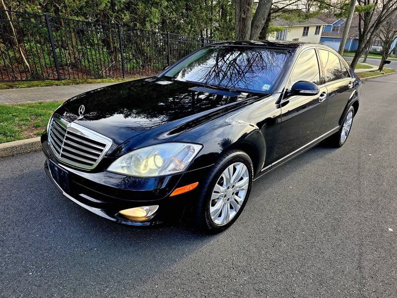 2009 Mercedes-Benz S-Class - S 550 4MATIC Sedan 4D