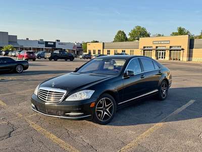 2010 Mercedes-Benz S-Class - S 550 4MATIC Sedan 4D