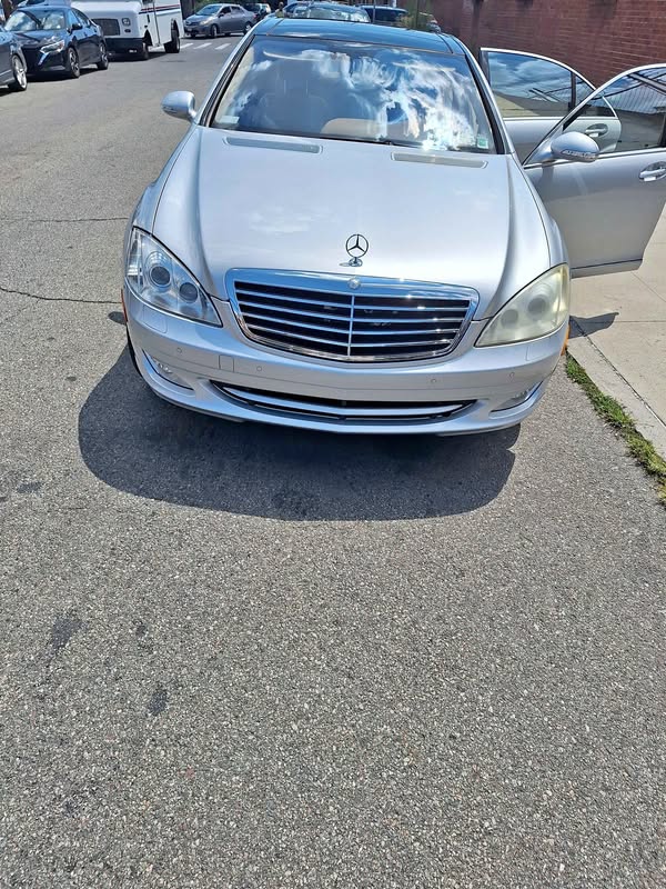 2007 Mercedes-Benz S-Class - S 550 Sedan 4D