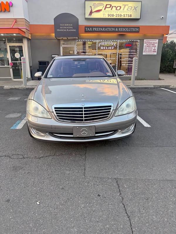 2007 Mercedes-Benz S-Class - S 550 4MATIC Sedan 4D