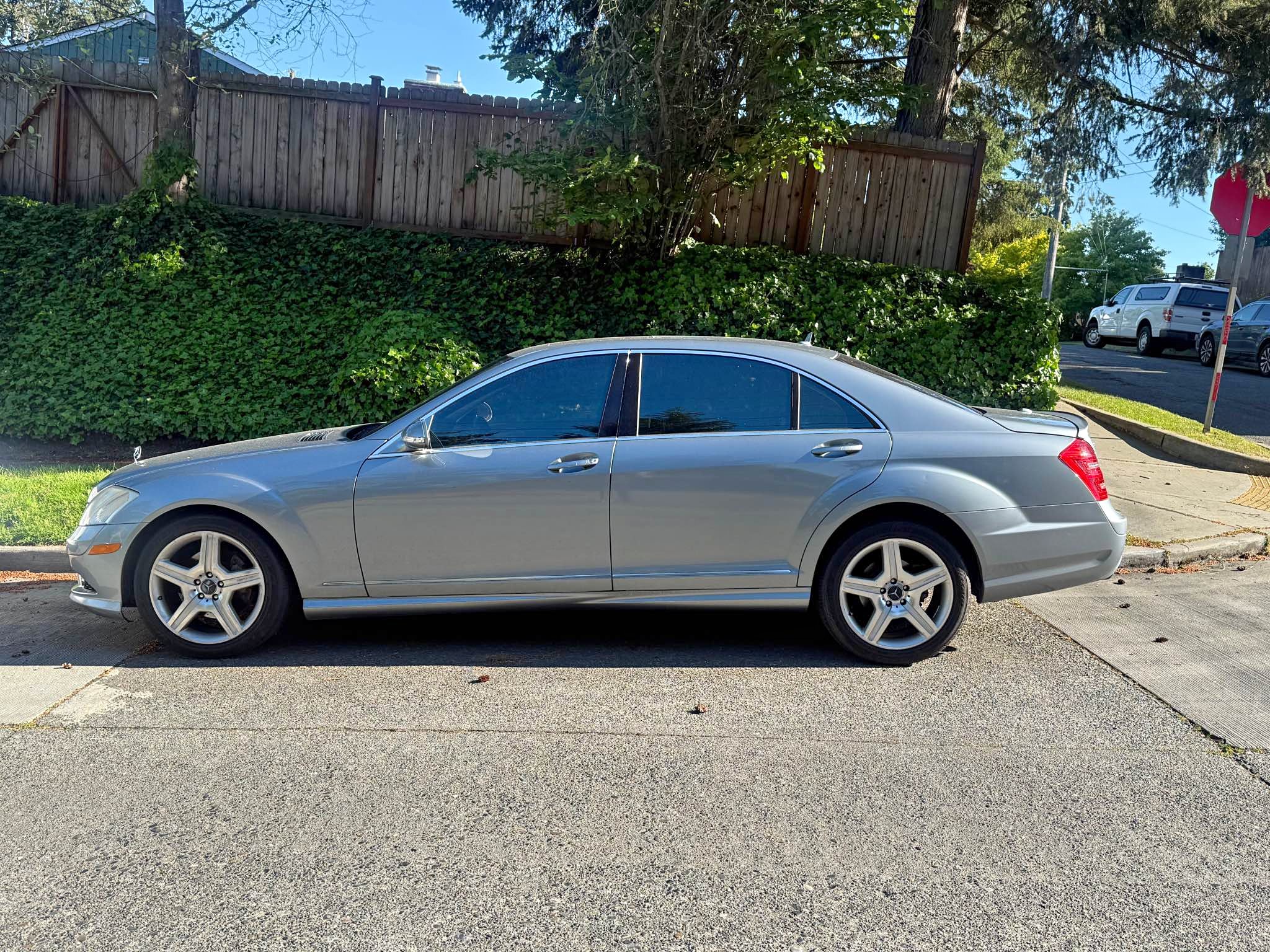 2007 Mercedes-Benz S-Class - S 550 4MATIC Sedan 4D