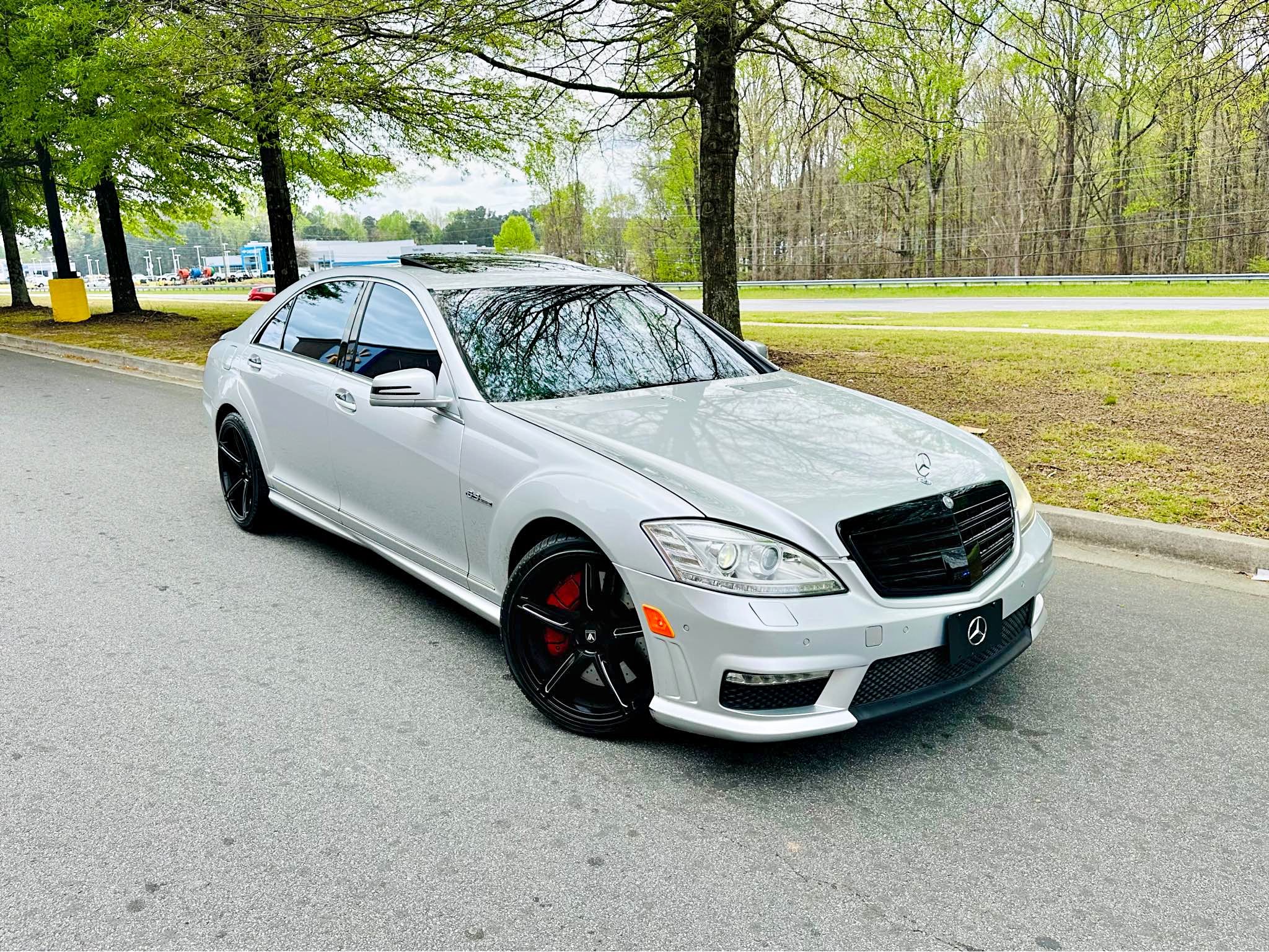 2010 Mercedes-Benz S-Class - S 63 AMG Sedan 4D