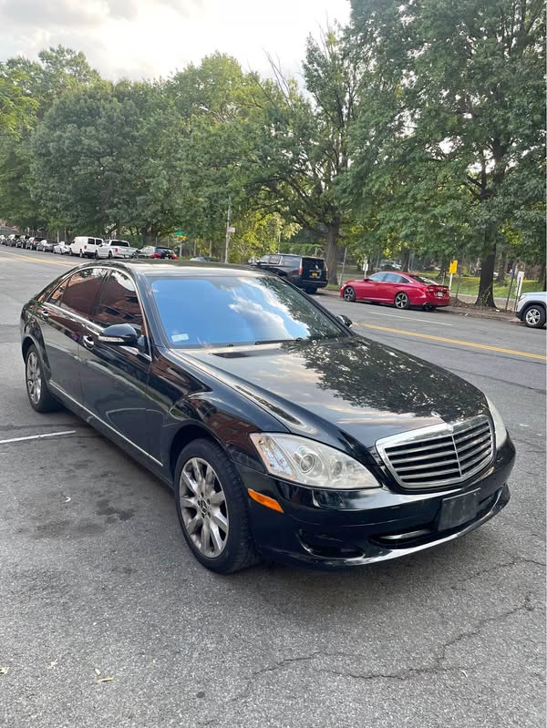 2008 Mercedes-Benz S-Class - S 550 4MATIC Sedan 4D
