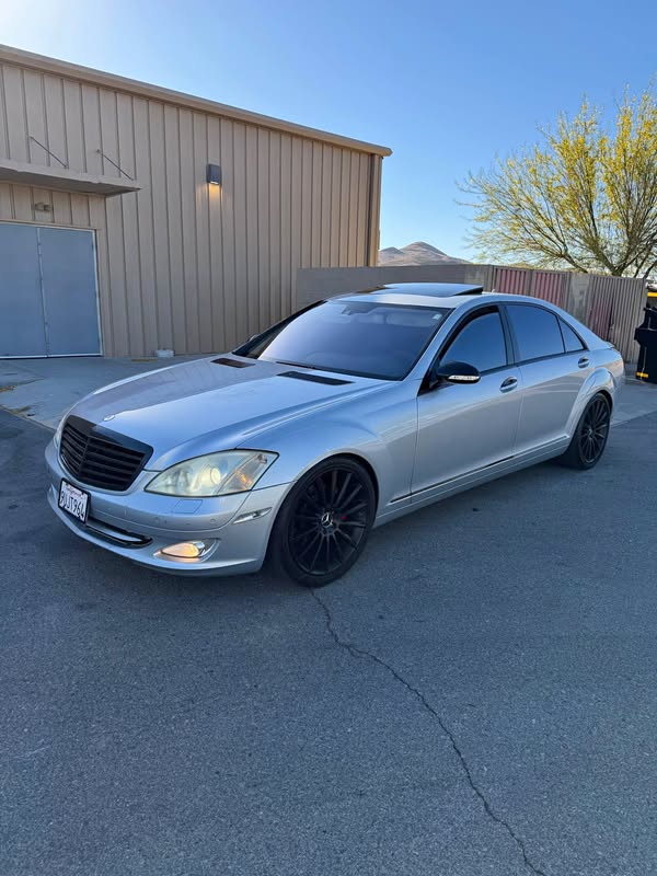 2007 Mercedes-Benz S-Class - S 550 Sedan 4D