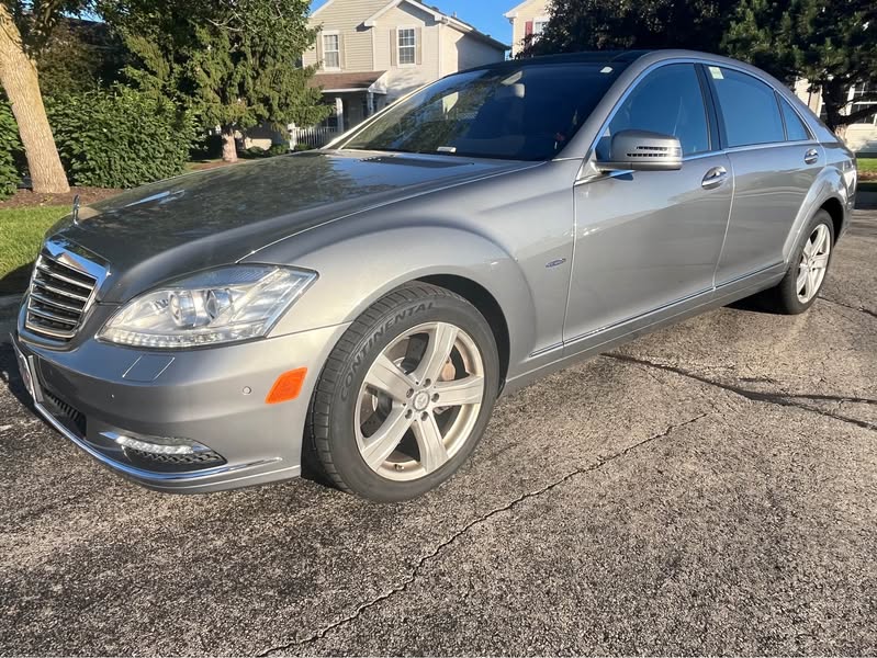 2012 Mercedes-Benz S-Class - S 550 4MATIC Sedan 4D