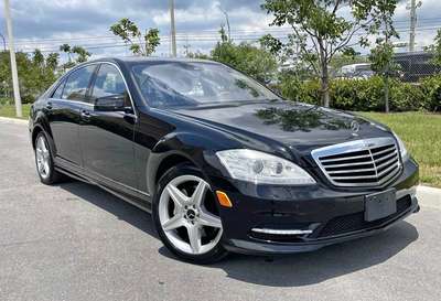 2010 Mercedes-Benz S-Class - S 550 4MATIC Sedan 4D