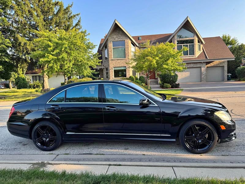 2013 Mercedes-Benz S-Class - S550 4MATIC LWB