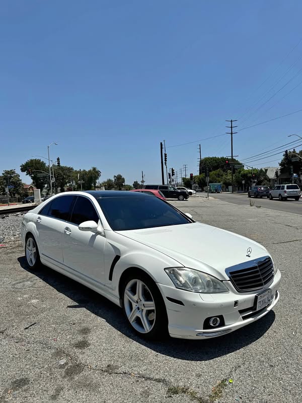 2008 Mercedes-Benz S-Class - S 550 Sedan 4D