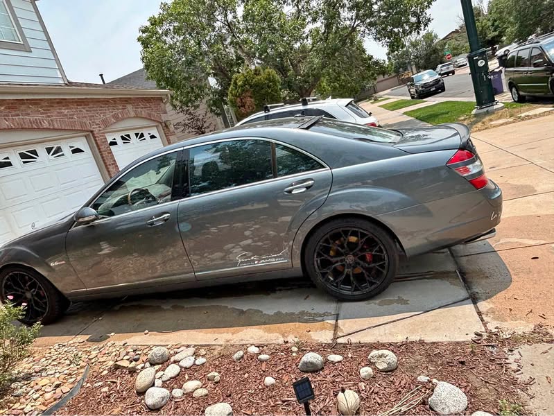 2008 Mercedes-Benz S-Class - S 550 4MATIC Sedan 4D