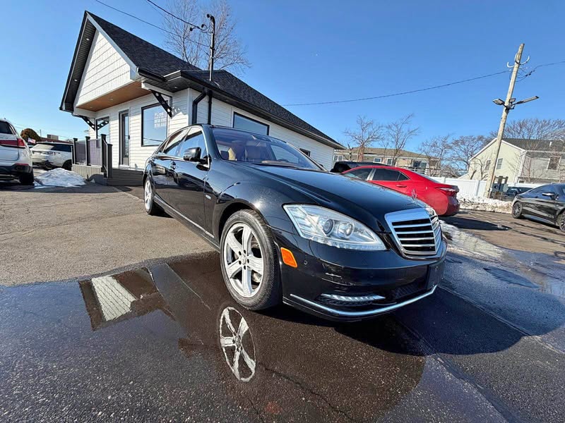 2012 Mercedes-Benz S-Class - S 550 4MATIC Sedan 4D