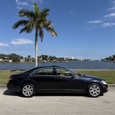 2009 Mercedes-Benz S-Class S-CLASS S-550 4MATIC AWD TWO OWNER FULLY SERVICED