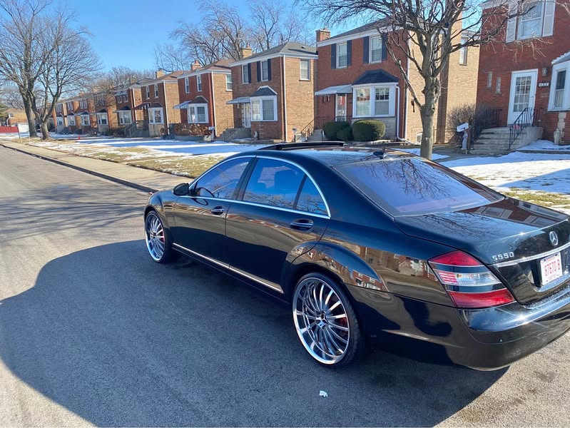 2009 Mercedes-Benz S-Class - S 550 4MATIC Sedan 4D