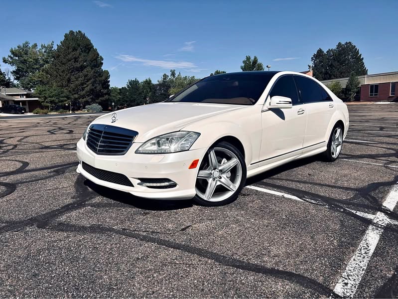 2013 Mercedes-Benz S-Class - S 550 4MATIC Sedan 4D
