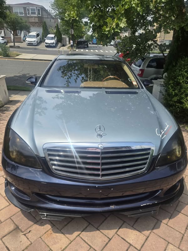 2008 Mercedes-Benz S-Class - S 550 4MATIC Sedan 4D