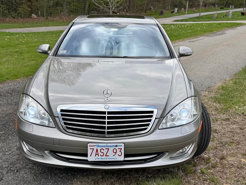2007 Mercedes-Benz S-Class - S 550 4MATIC Sedan 4D