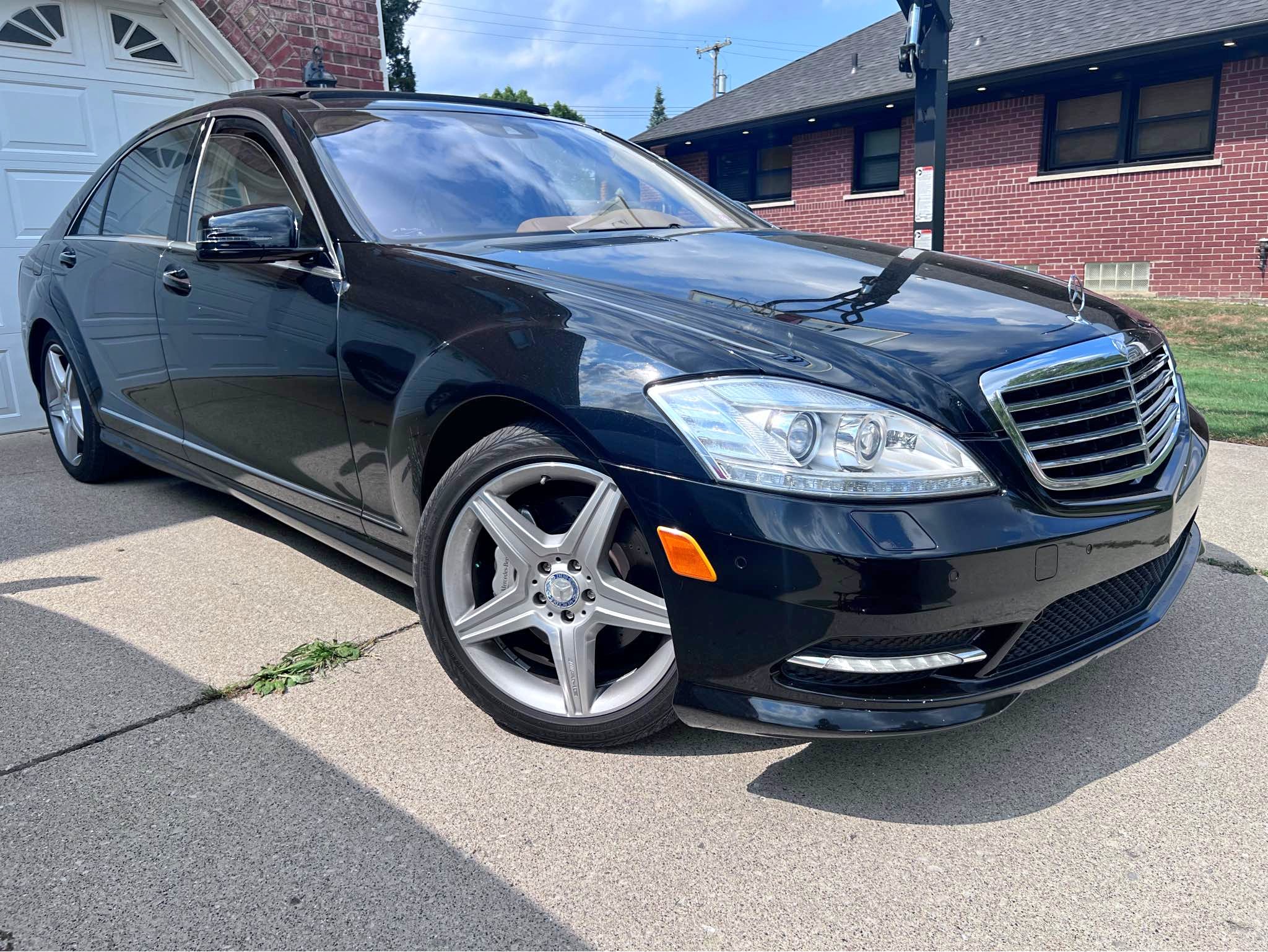 2011 Mercedes-Benz S-Class - S 550 4MATIC Sedan 4D