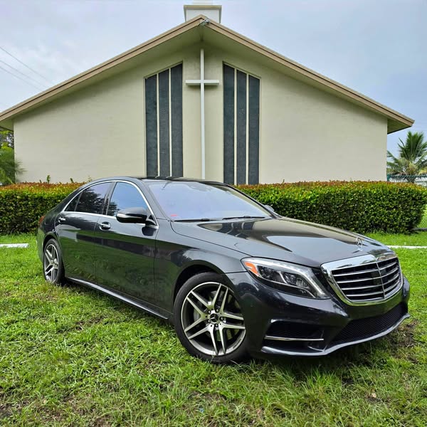 2014 Mercedes-Benz S-Class - S 550 4MATIC Sedan 4D
