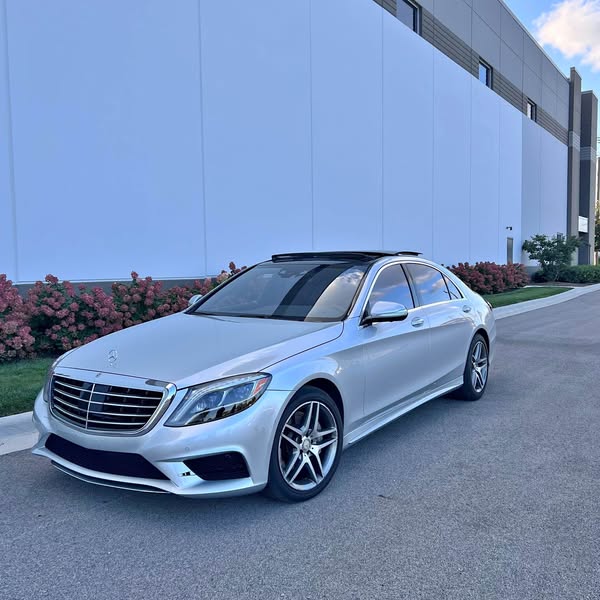 2015 Mercedes-Benz S-Class - S 550 4MATIC Sedan 4D