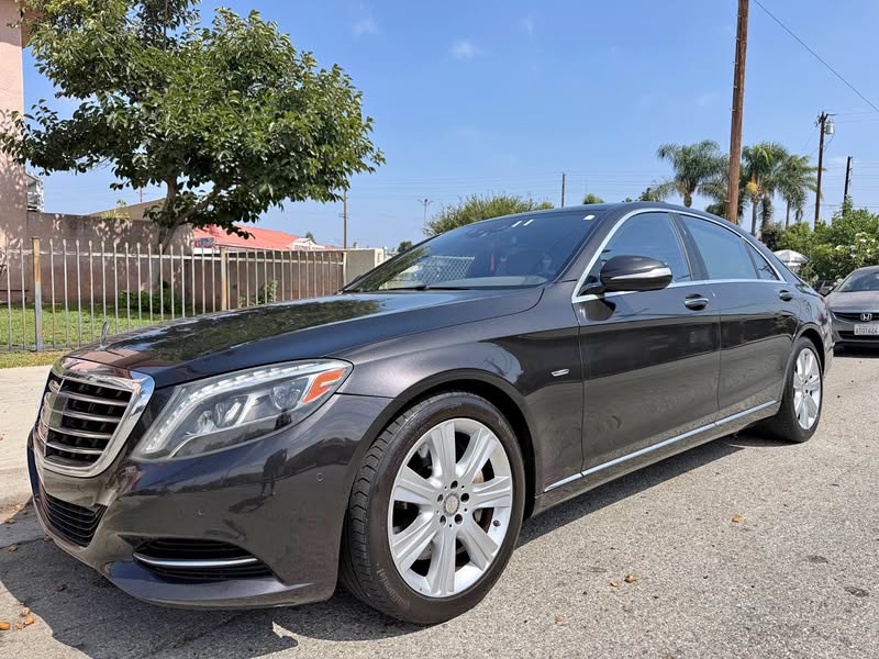 2014 Mercedes-Benz S-Class - S550 1st edition