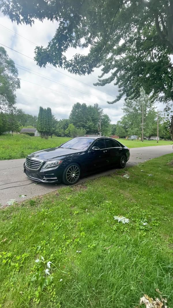 2014 Mercedes-Benz S-Class - S 550 4MATIC Sedan 4D