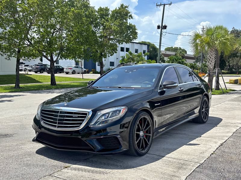 2015 Mercedes-Benz S-Class - S 63 AMG 4MATIC Sedan 4D