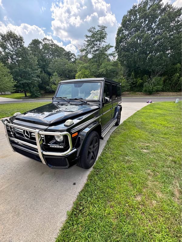 2016 Mercedes-Benz G-Class - G 63 AMG 4MATIC Sport Utility 4D
