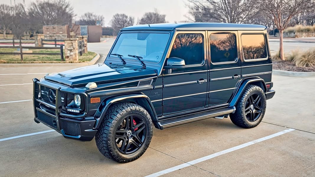 2013 Mercedes-Benz G-Class - G 63 AMG 4MATIC Sport Utility 4D