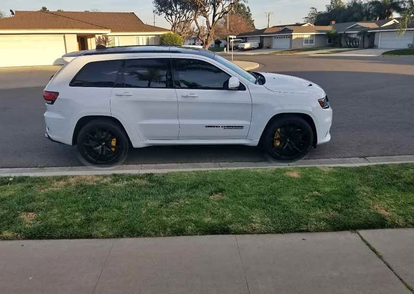 2018 Jeep Grand Cherokee - Trackhawk Sport Utility 4D