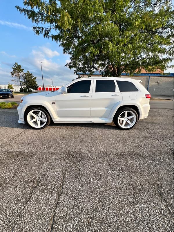 2019 Jeep Grand Cherokee - Trackhawk Sport Utility 4D