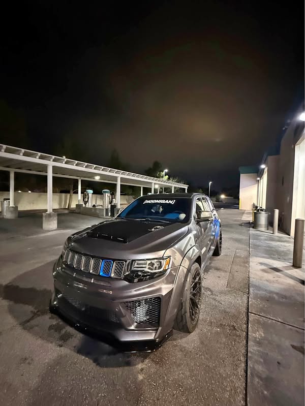 2018 Jeep Grand Cherokee - Trackhawk Sport Utility 4D