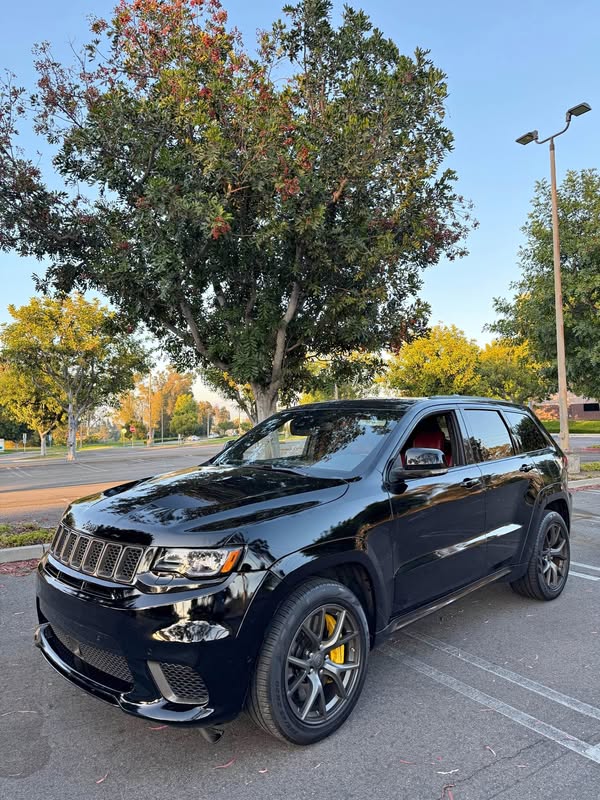 2018 Jeep Grand Cherokee - Trackhawk Sport Utility 4D