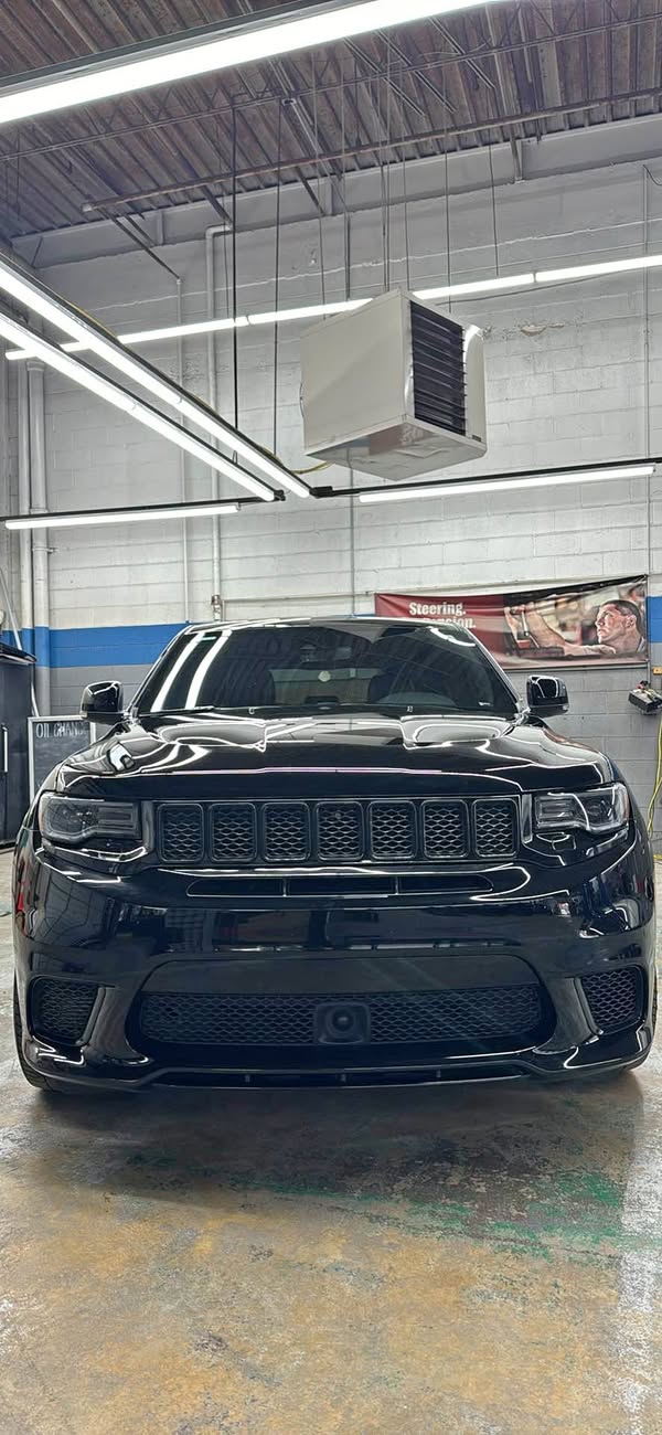 2021 Jeep Grand Cherokee - Trackhawk Sport Utility 4D