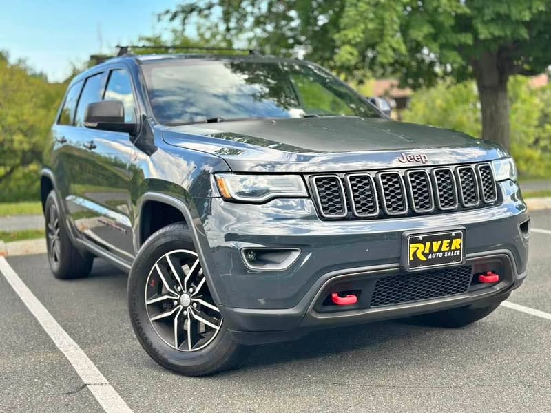 2018 Jeep Grand Cherokee - Trackhawk Sport Utility 4D