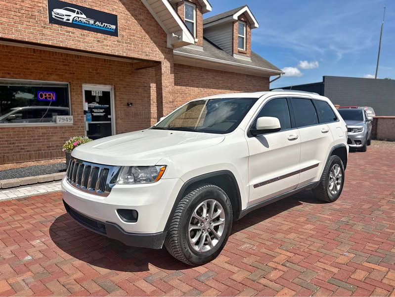 2012 Jeep Grand Cherokee - Laredo Sport Utility 4D