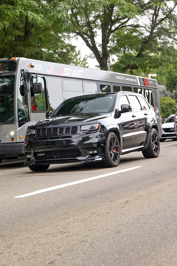 2014 Jeep Grand Cherokee - SRT Night Package Sport Utility 4D