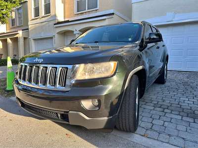 2012 Jeep Grand Cherokee - Laredo A Sport Utility 4D