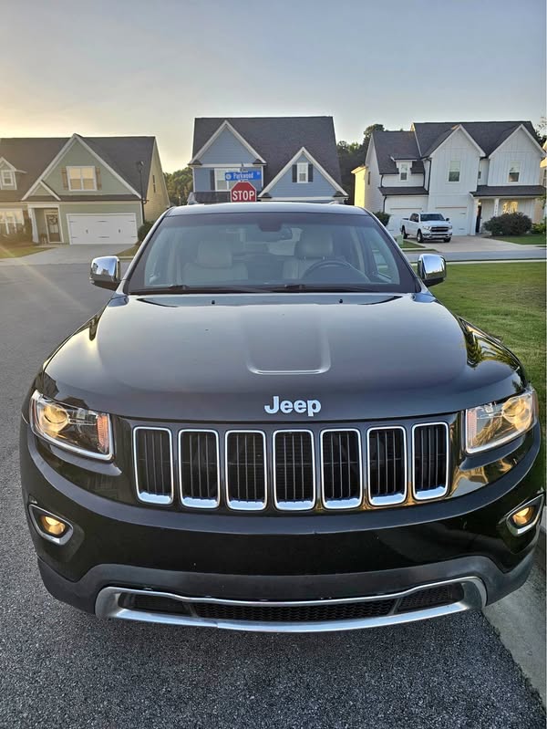 2014 Jeep Grand Cherokee - Limited X Sport Utility 4D