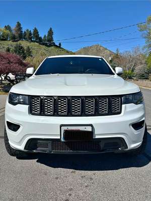 2018 Jeep Grand Cherokee - Laredo Sport Utility 4D
