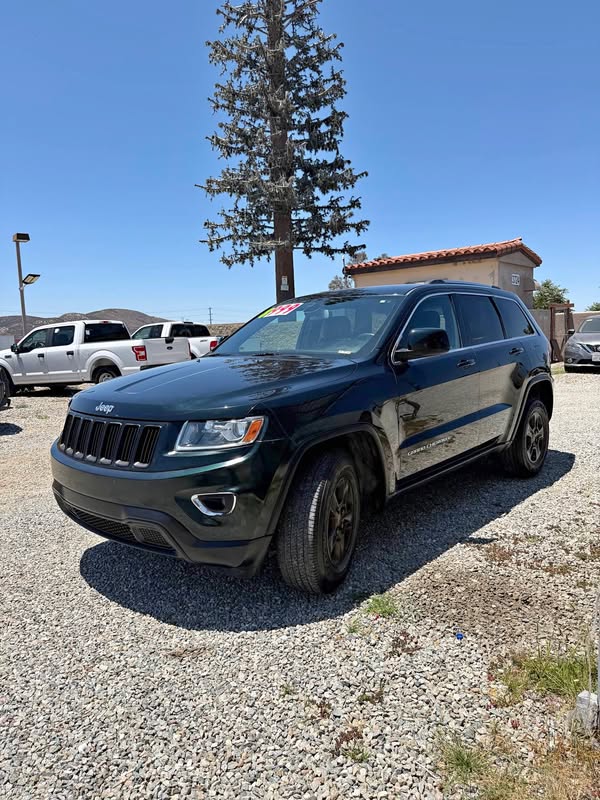2014 Jeep Grand Cherokee L - Laredo Sport Utility 4D