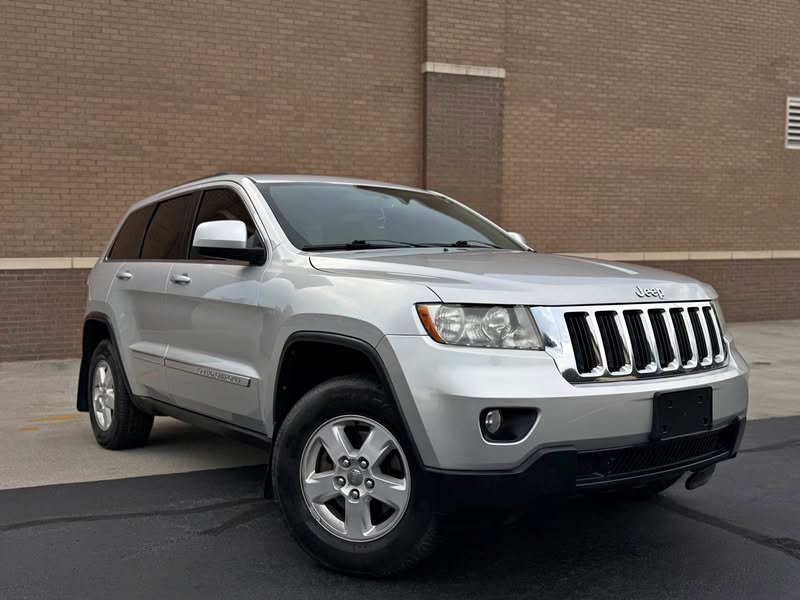 2013 Jeep Grand Cherokee - Limited Sport Utility 4D