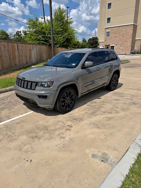 2019 Jeep Grand Cherokee - Altitude Sport Utility 4D