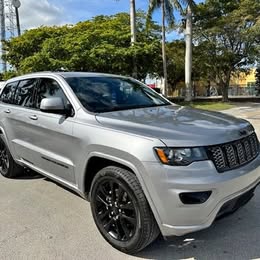 2019 Jeep Grand Cherokee Altitude