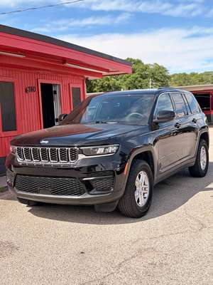 2019 Jeep Grand Cherokee - Laredo Sport Utility 4D