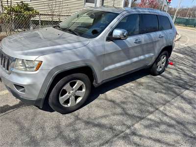2011 Jeep Grand Cherokee - Limited Sport Utility 4D